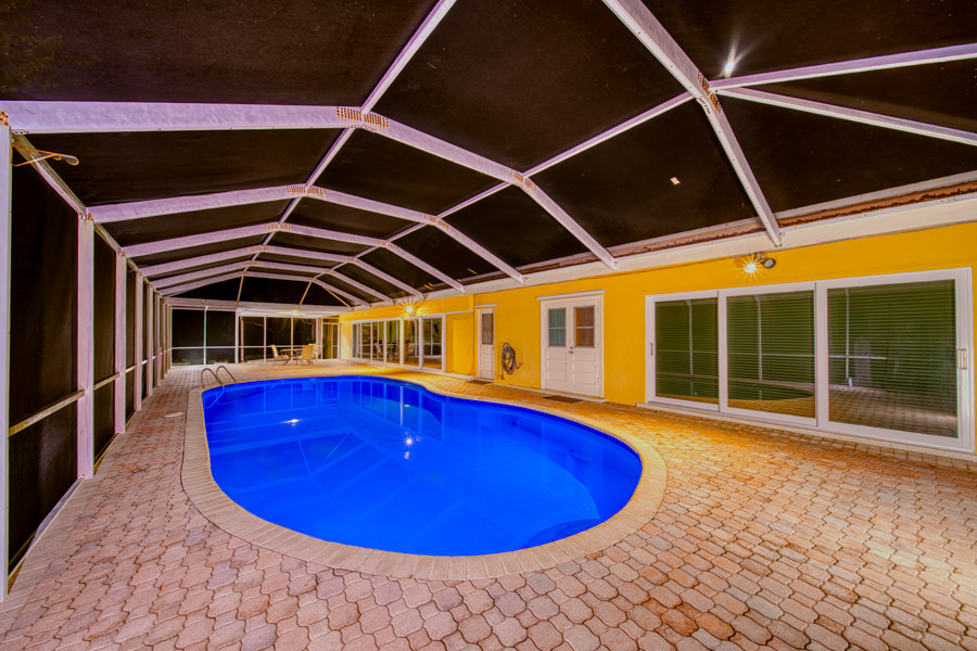 Luxurious Pinecrest Area Estate